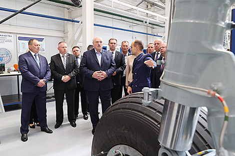 Lukashenko: I’ll be happy if we can make our own aircraft