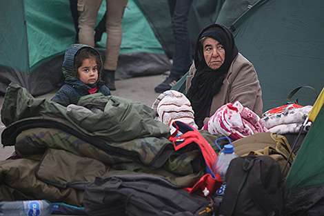 Lukashenko: UAE is ready to help resolve situation with refugees on Belarus-EU border