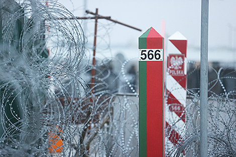 Belarusian defense minister describes situation in western direction as tense, complicated
