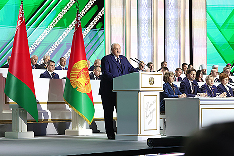 Lukashenko: Uphold cleanliness or risk Singaporean-style measures