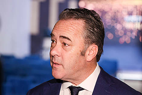 U.S. journalist laments lack of diplomacy between East, West