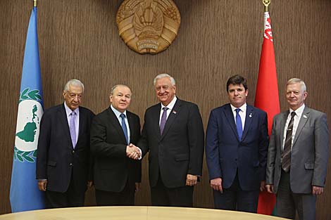 Belarusian parliament interested in versatile contacts with Parlatino