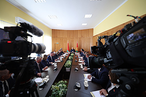 Lukashenko: Belarus has more than enough potatoes