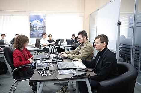 В Беларуси создадут приложение для определения здоровья по фото? ПВТ проводит хакатон среди вузов