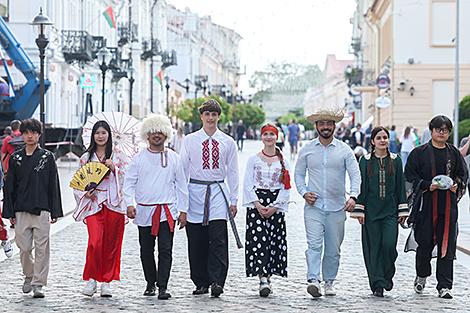 Объединяя культуры. XV Республиканский фестиваль нацкультур проходит в Гродно