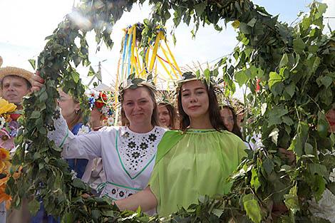 Авиашоу, километры фудкортов и союзный концерт. Чем будет удивлять праздник 