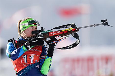 Динара Алимбекова заняла 2-е место в гонке преследования на этапе КМ по биатлону в Чехии