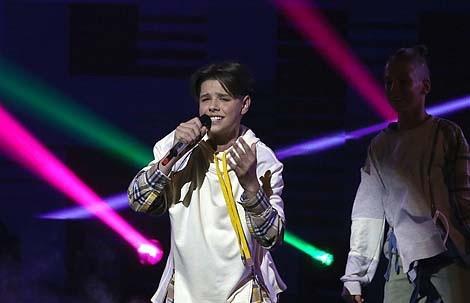 Даниэль Ястремский в фотовизитке для детского 