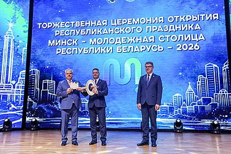 Гомель передал эстафету 
