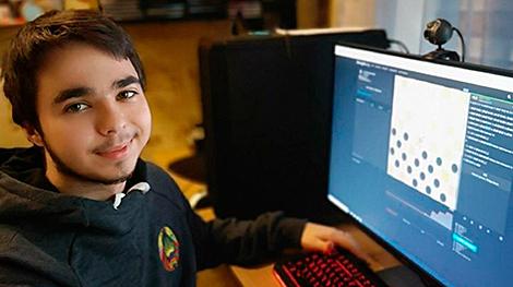 Михаил Семенюк победил в онлайн-турнире по шашкам-64