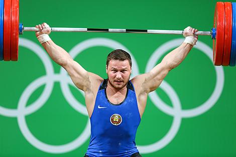 Белорус Петр Асаенок выиграл два серебра на ЧЕ по тяжелой атлетике в Москве