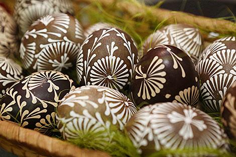 Мастер-класс по росписи яиц и старинный обряд: праздник писанки в Сопоцкине соберет гостей 7 апреля