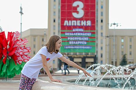 От Витебска до Бреста - в каждом уголке Беларуси проходят торжества и гуляния в День Независимости