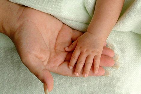 От фетальной хирургии до ЭКО. Как в Беларуси сохраняют здоровье матерей и детей