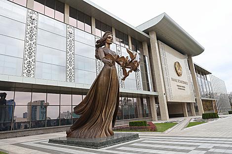 БРСМ предлагает присвоить Дворцу Независимости статус историко-культурной ценности