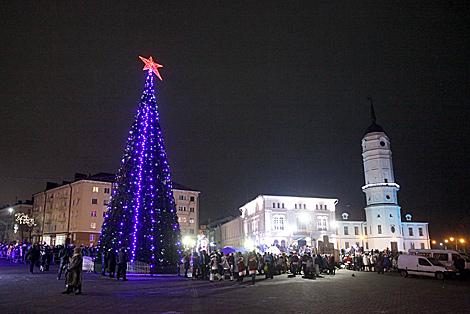 Огни на главной елке Могилева зажгут 22 декабря