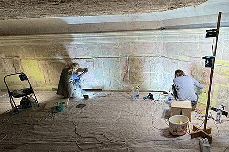 Картины с более чем 200-летней историей обнаружены во дворце в Святске