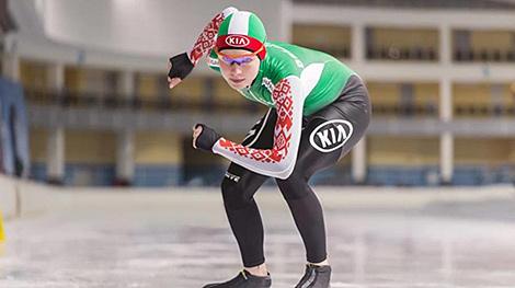 Конькобежка Зуева стала второй на дистанции 3000 м в дивизионе В на этапе Кубка мира в США