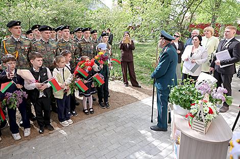 Стихи и песни звучали в Гродно в честь ветерана ВОВ Леонида Данилова