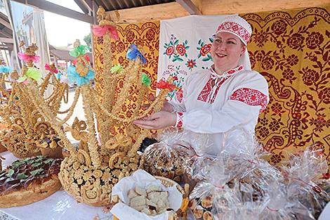 Конкурс пекарей, трактор-шоу, интерактивы. Каким будет каравай-фест 