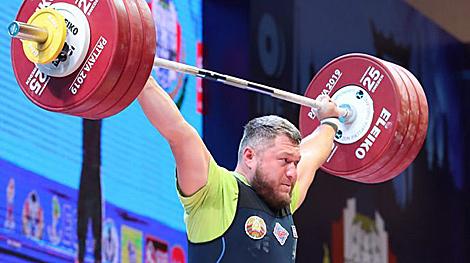 Мужская сборная Беларуси заняла второе место в командном зачете ЧМ по тяжелой атлетике