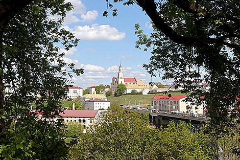Выступление флайбордистов, фестиваль сыра, песни Мари Краймбрери. Как Гродно отпразднует день рождения