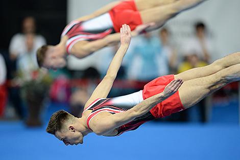 Белорусы Владислав Гончаров и Олег Рябцев выиграли золото ЧЕ по прыжкам на батуте