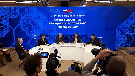 Обнаружено ранее неизвестное стихотворение Максима Богдановича