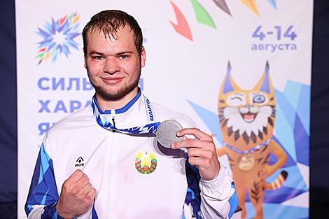 Белорусский боксер Кирилл Дугарь завоевал серебро II Игр стран СНГ