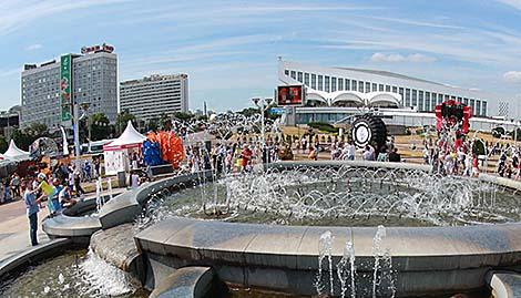 Фуд-корт на 2 тыс. посадочных мест организуют в День Независимости у Дворца спорта