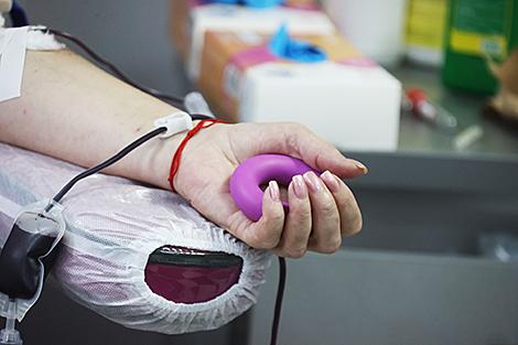 Директор РНПЦ трансфузиологии и медицинских биотехнологий: около 60% доноров крови в Беларуси - женщины
