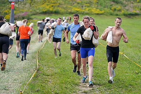 Водная преграда, рукоход и шкуродер. Пройти по 