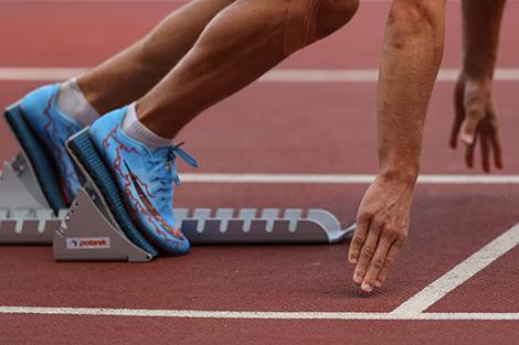 Спринтер Антохин установил юниорский рекорд страны на 200-метровке