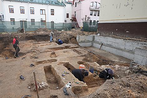 Захоронение конца XVI - начала XVII века обнаружено в центре Гродно. Что говорят ученые?