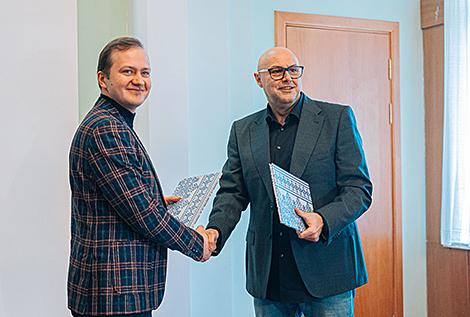 БРСМ и Европейская ассоциация молодежных карт подписали договор о сотрудничестве