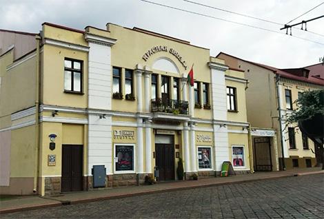 Фильмы под звездами. В Гродно проходят киносеансы open air