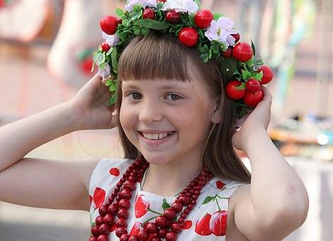 Пленэр, прогноз от улитки и театрализованное шествие - в Глубоком пройдет 