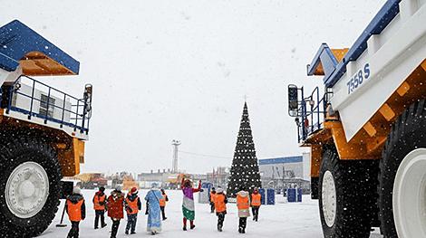 Визитная карточка завода. БЕЛАЗ распахнул двери новой масштабной локации для туристов