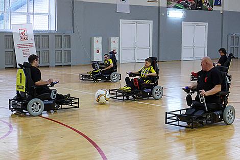 Первая в Беларуси команда по футболу на электроколясках создана в Витебске