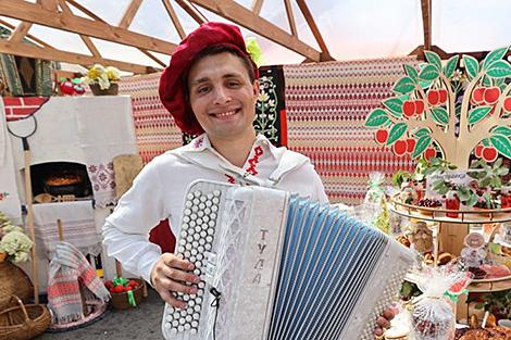 Флешмобы, мастер-классы и розыгрыши. Фестиваль 