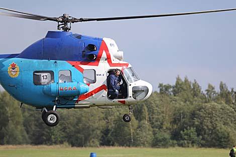 Этап Кубка мира по вертолетному спорту под Витебском собрал участников из пяти стран