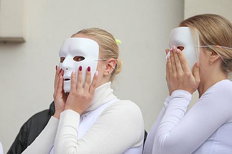 Молодежный театр эстрады выступит 27 июля в Глубоком и Мяделе