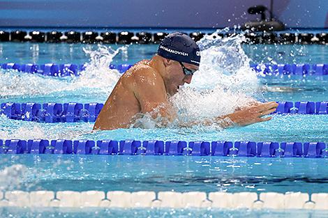 Шиманович взял серебро первого этапа Кубка мира на дистанции 100 метров брассом