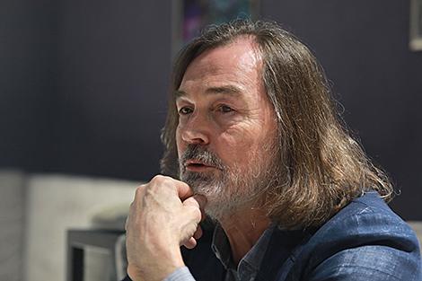 Искусство играет дипломатическую роль - Никас Сафронов