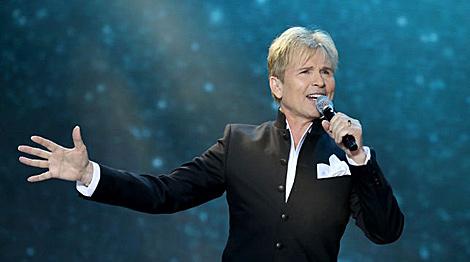 Лукашенко поздравил Александра Малинина с 60-летием