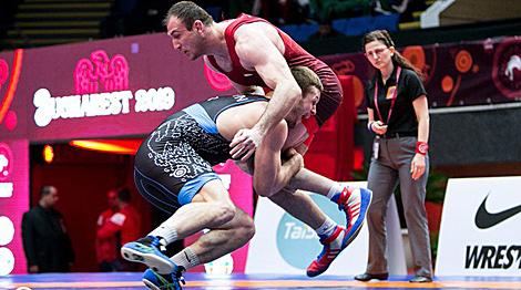 Белорус Александр Гуштын стал вторым на ЧЕ по вольной борьбе в Румынии