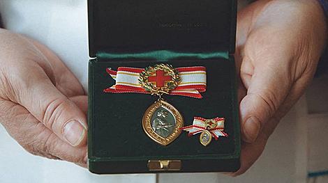 Две медсестры Белорусского Красного Креста награждены медалью Найтингейл