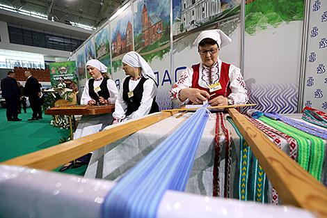Мастер-класс по вытинанке и показ мод. Как будут удивлять гостей выставки 