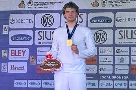Белорус Кравцов стал чемпионом мира среди молодежи в стрельбе из пистолета