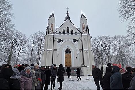 Восстановленную каплицу-усыпальницу рода Ожешко открыли в Дрогичинском районе
